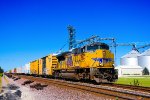 UP 8823 Passing CHS Illinois Grain Elevator